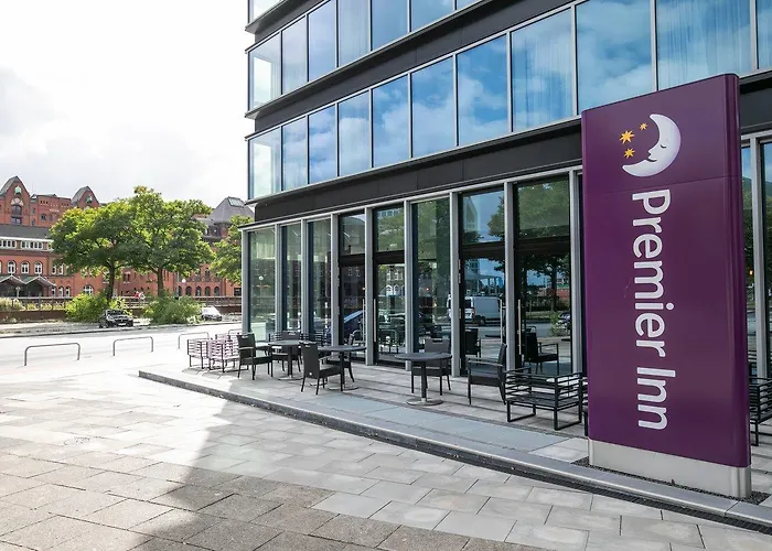 Premier Centre Hotel 3*