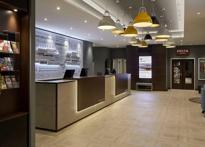 Premier Centre 3*