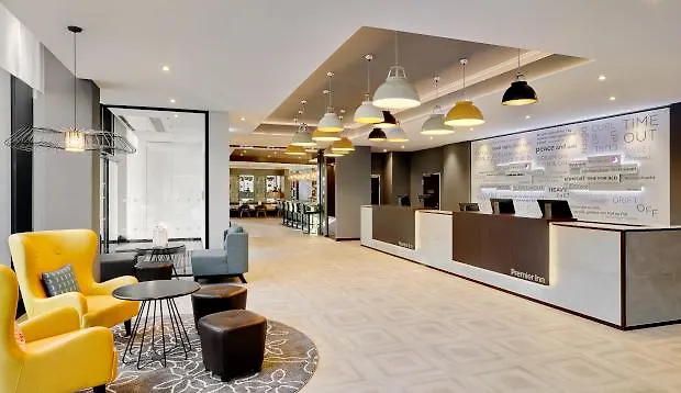 Premier Centre Hotel 3*