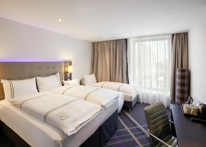 Premier Centre Hotel